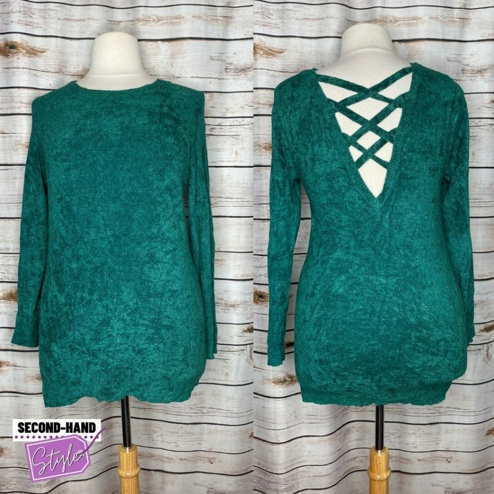 Super Soft Long-length Sweater with Criss-Cross Back Detail